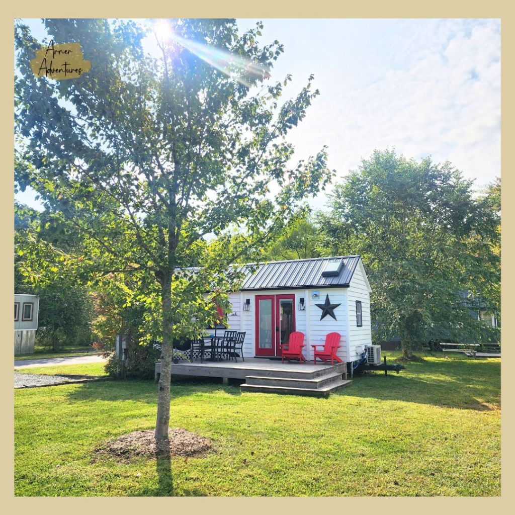 Tiny House Rentals + Hotels: Why We Love Them